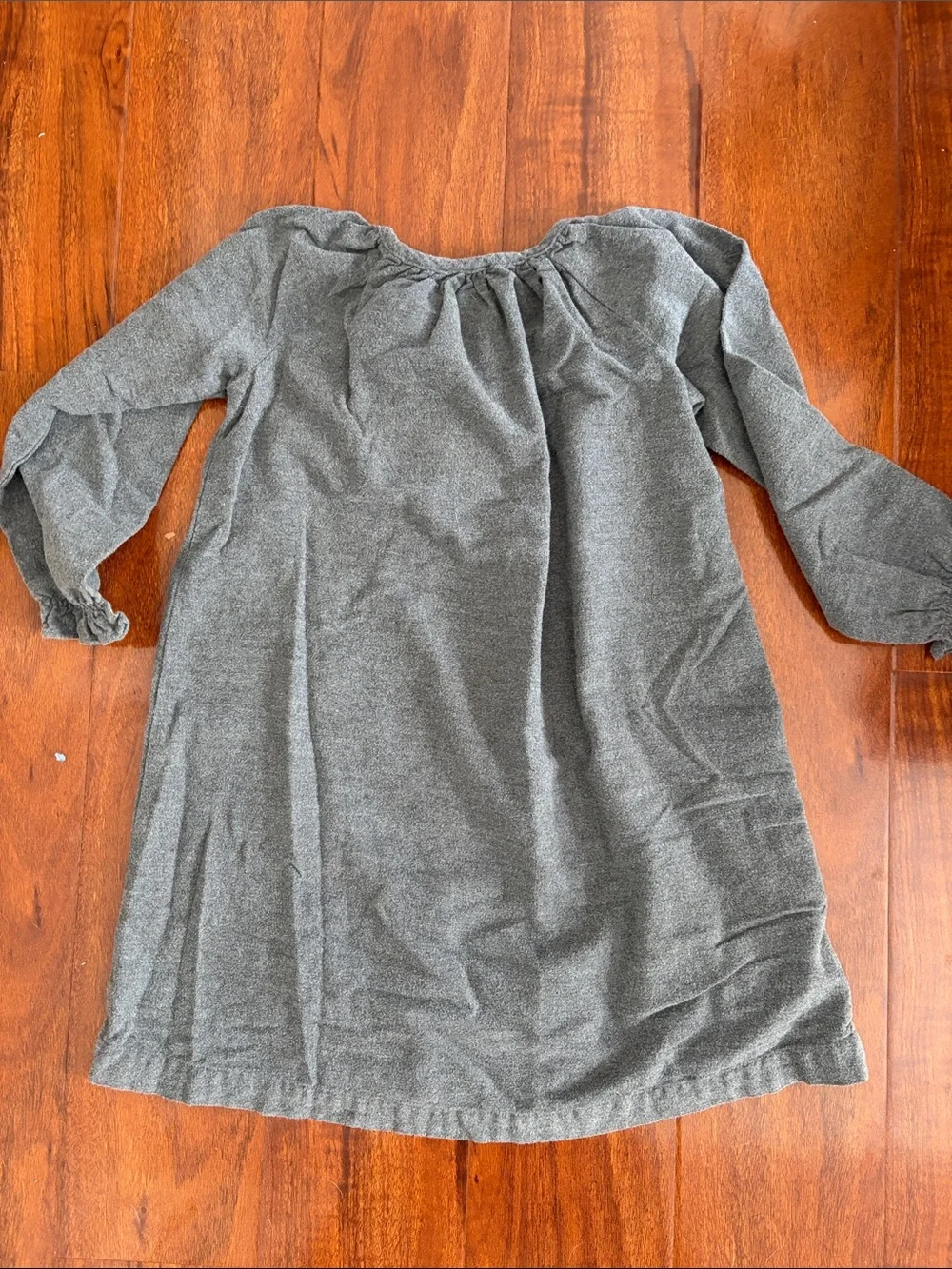 Petite Plume Girls' Gray Long-Sleeve Nightgown - Cozy Knit Sleepwear